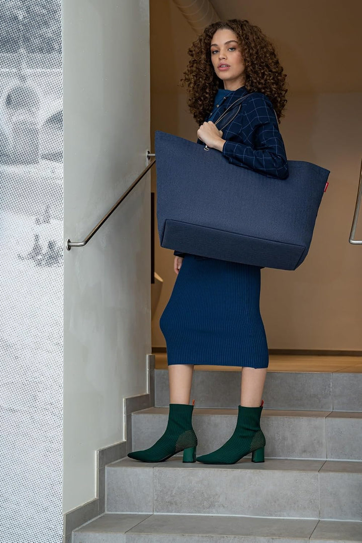 reisenthel shopper XL – Geräumige Shopping Bag und edle Handtasche in einem – Aus wasserabweisendem