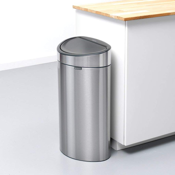 Brabantia 114823 Touch Bin New mit herausnehmbaren Kunststoffeinsatz, 40 L, Edelstahl, matt steel, 3