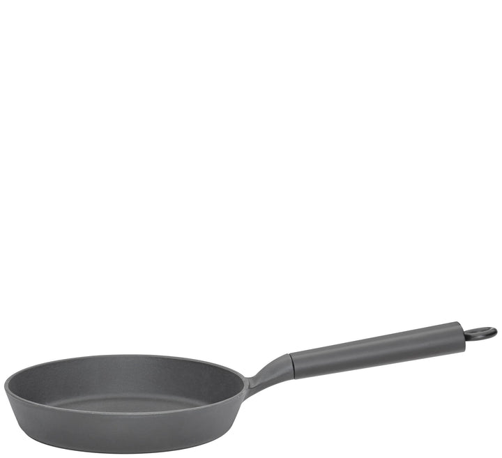 Spring INTERNATIONAL COOKING Bratpfanne ESCALE 24 cm, erstklassige emaillierte Gusseisenpfanne mit r