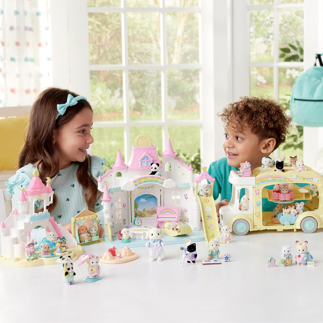 Sylvanian Families - 5750 Erlebniskindergarten Freunde “Übernachtungsparty” - Figuren für Puppenhaus