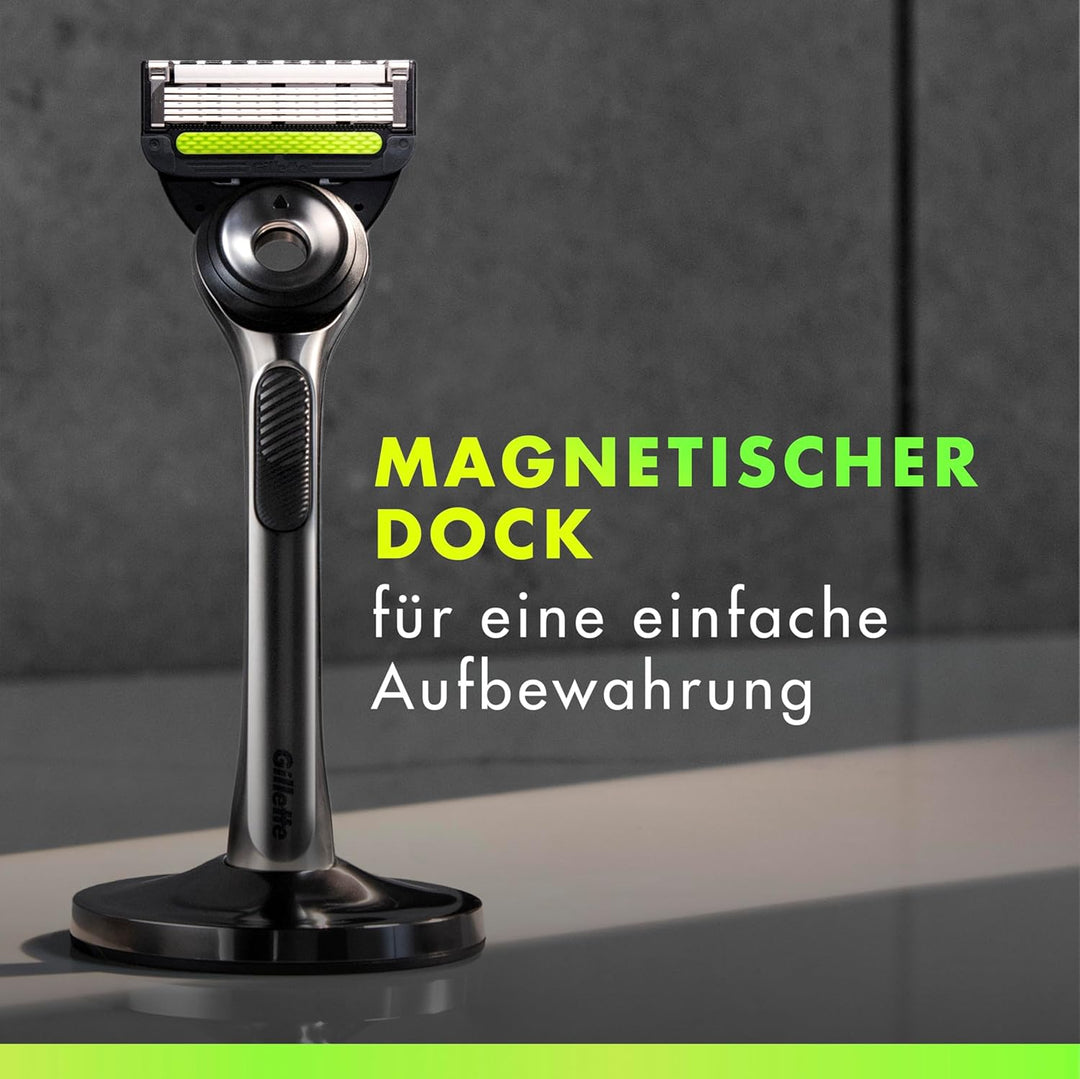 Gillette Labs Rasierer für Männer mit Reinigungs-Element, UEFA Champions League Special Gold Edition