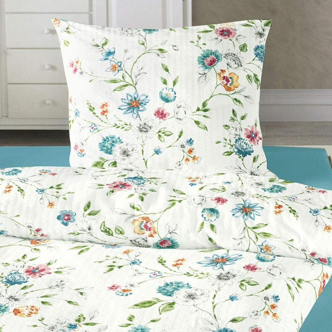 TRAUMSCHLAF Seersucker Bettwäsche Blumengirlande • Florales Design in Blau-Weiss • 100% Baumwolle •