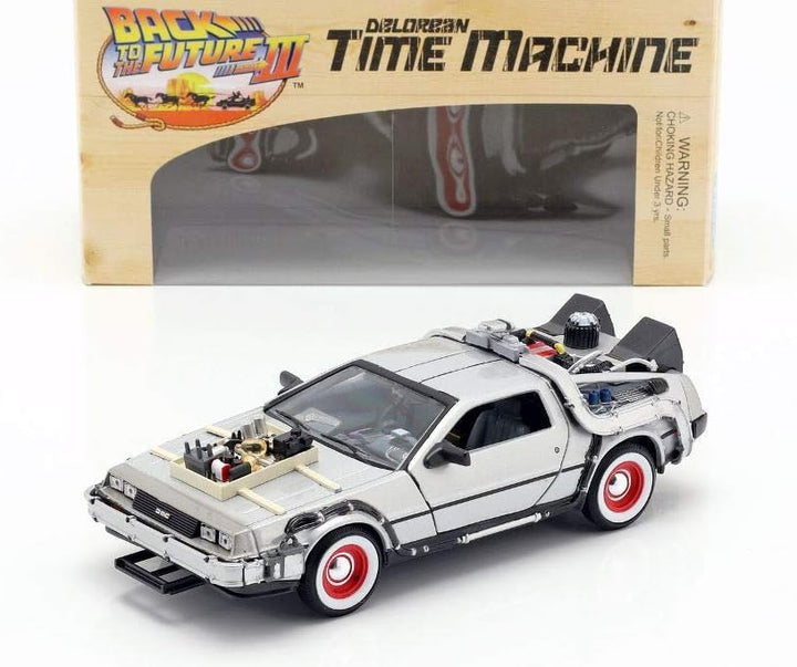 OPO 10 - Delorean Auto aus dem Film Back to The Future III - Massstab 1:24 - (Ref: 03J-22444)