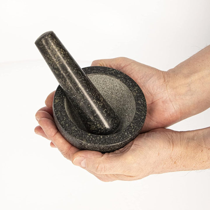 BROWIN® Küchenmörser mit Stössel aus Granit 312012 | Ø 10 cm | Zerkleinerer für Kerne, Gewürze, Nüss