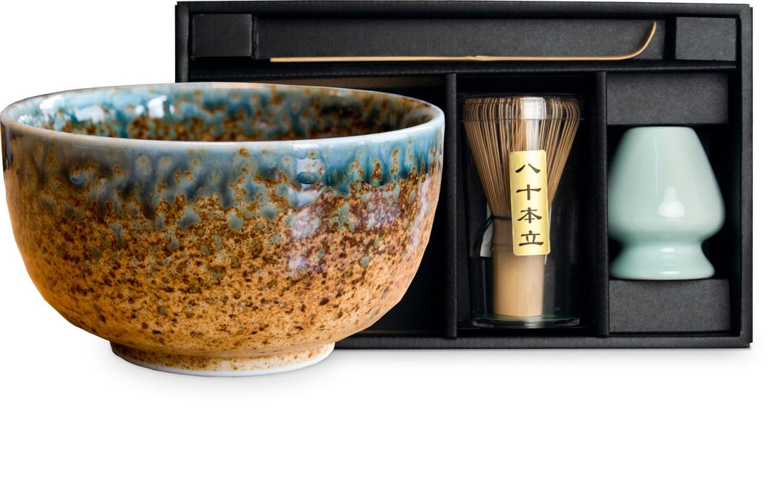 Matchaset AONAGASHI aus Japan in Geschenkbox Matchaschale Set Bambus-Besen Bambus-Löffel und Besen A