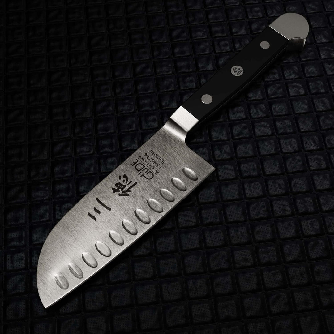 GÜDE Solingen - Santoku mit Kulle geschmiedet, 14 cm, POM schwarz, ALPHA, Doppelkropf, Handmade Germ