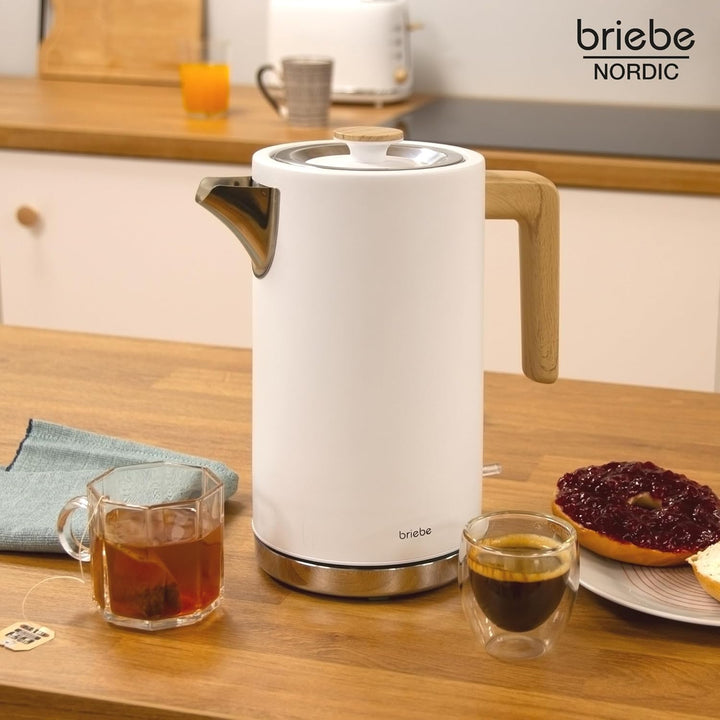 briebe Nordic Wasserkocher 1,7L Elektrischer Teekocher 2200W Schnell Aufheizender, BPA-frei, 360° So